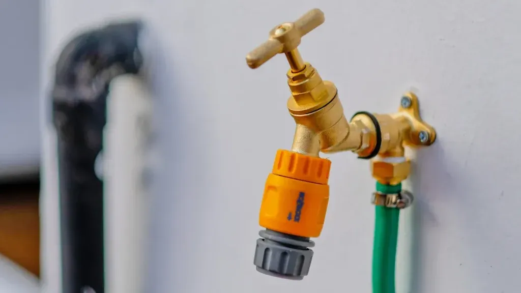 Så installerar du en kran steg för steg